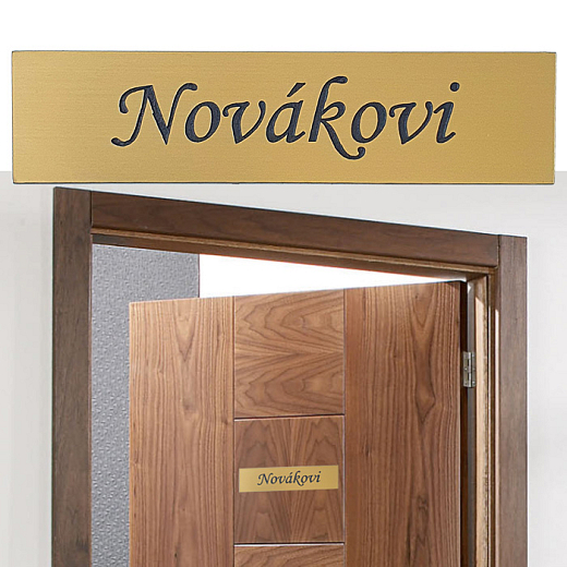 Díszítő névtábla a 2 MONO típusú ajtóhoz